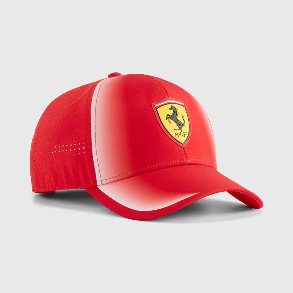 Gorra Scuderia Ferrari del equipo 2026