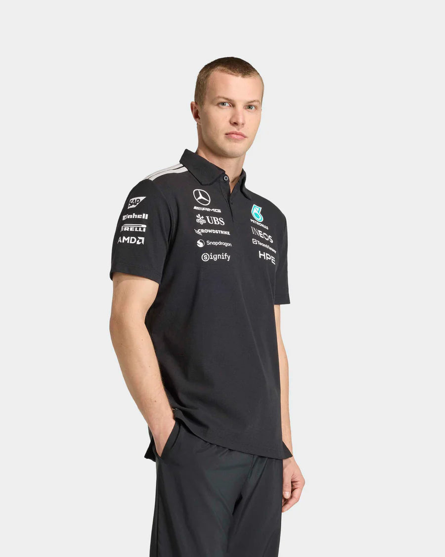 Polo del equipo Mercedes AMG-Petronas 2026