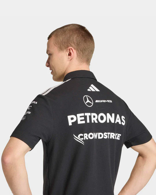 Polo del equipo Mercedes AMG-Petronas 2026