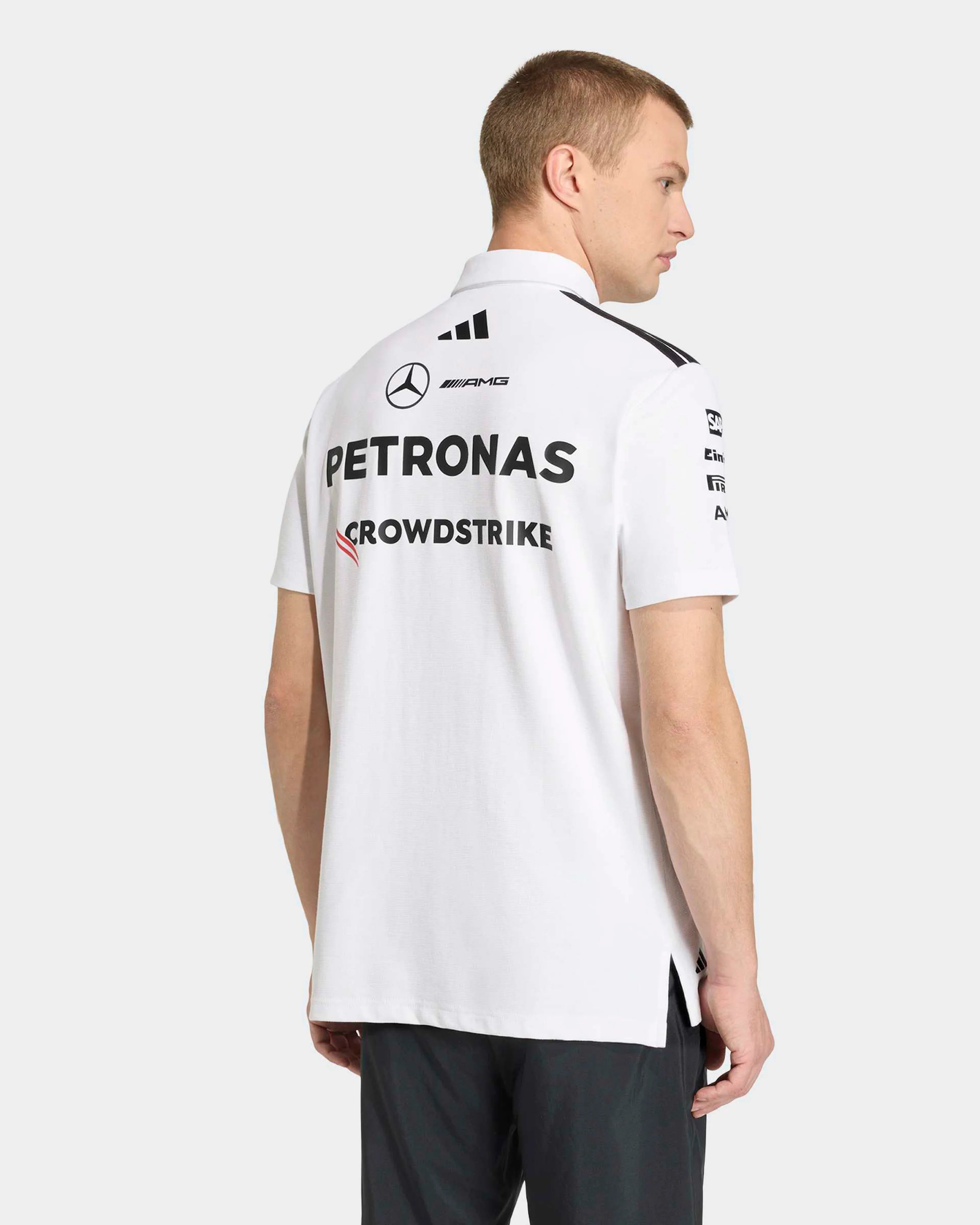 Polo del equipo Mercedes AMG-Petronas 2026