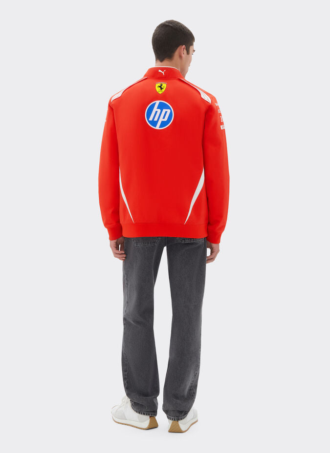 Chaqueta de competicion Scuderia Ferrari de pilotos 2026